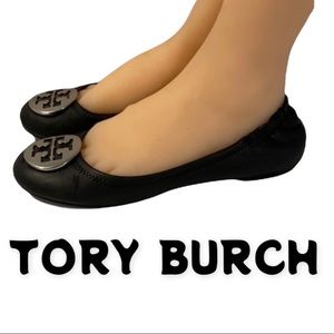 Auth Tory Burch matte black leather flats sz 8
